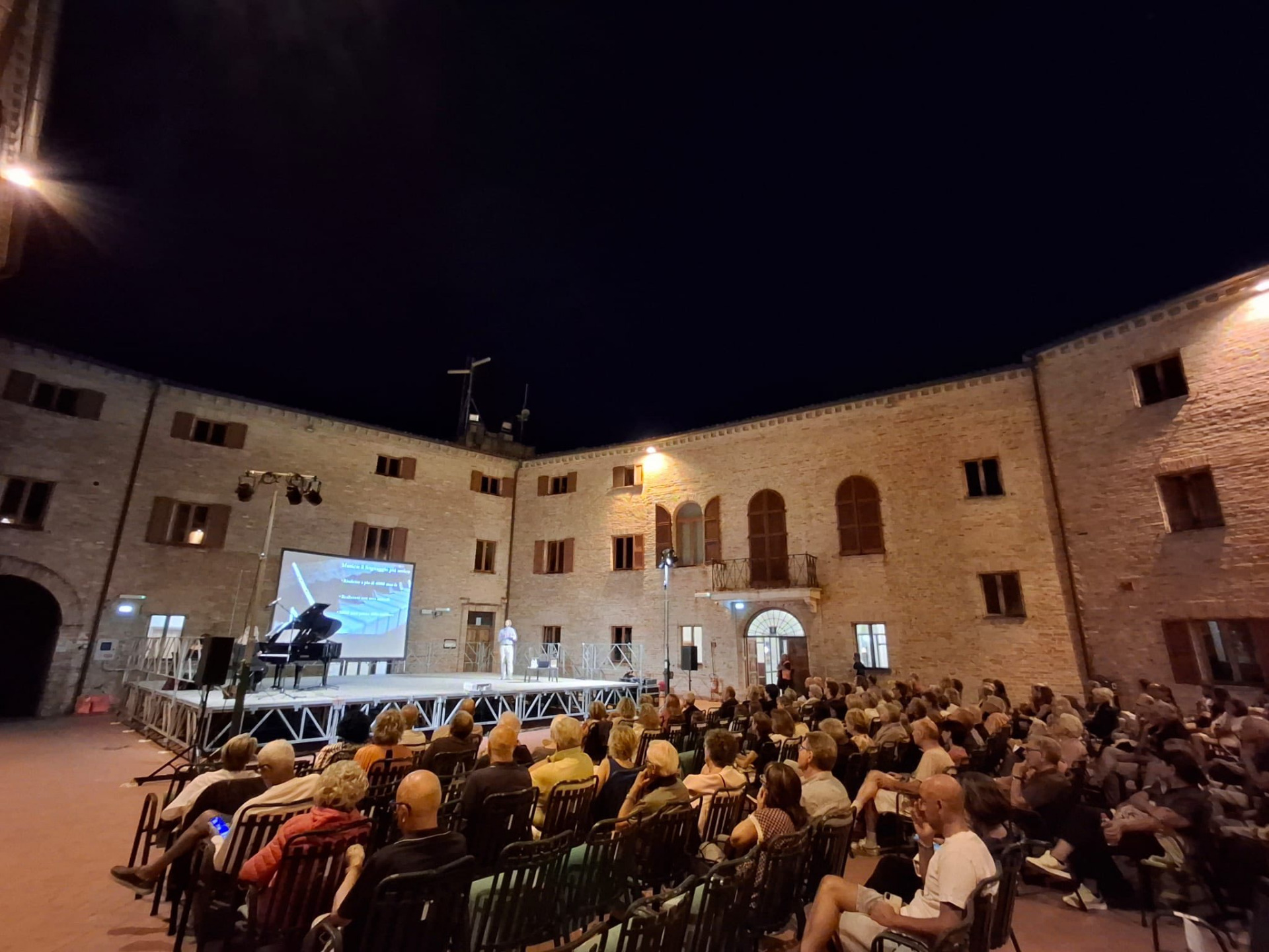 Fisica sotto le stelle