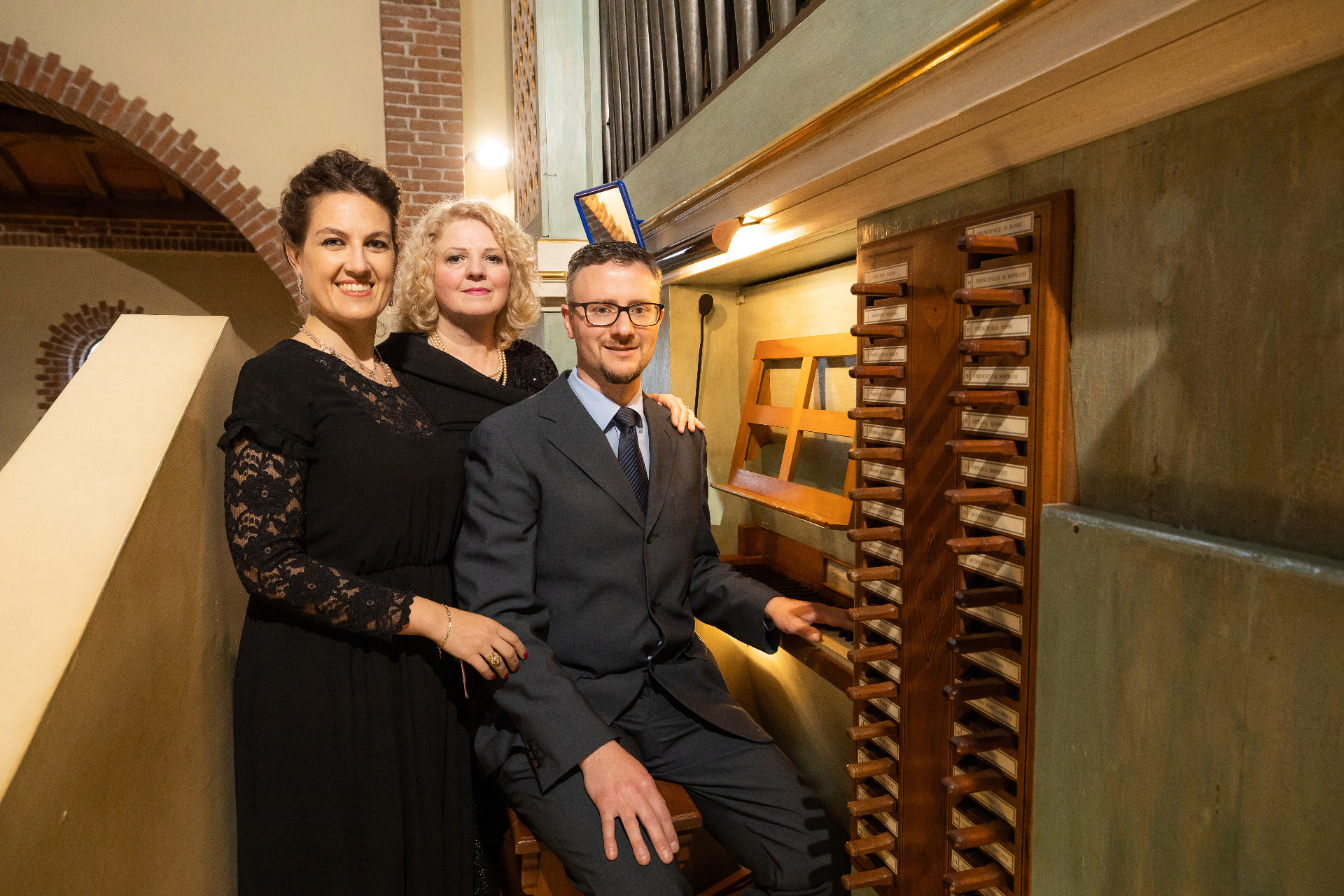 Padre Pier Battista da Falconara e i musicisti di Sacre Faville