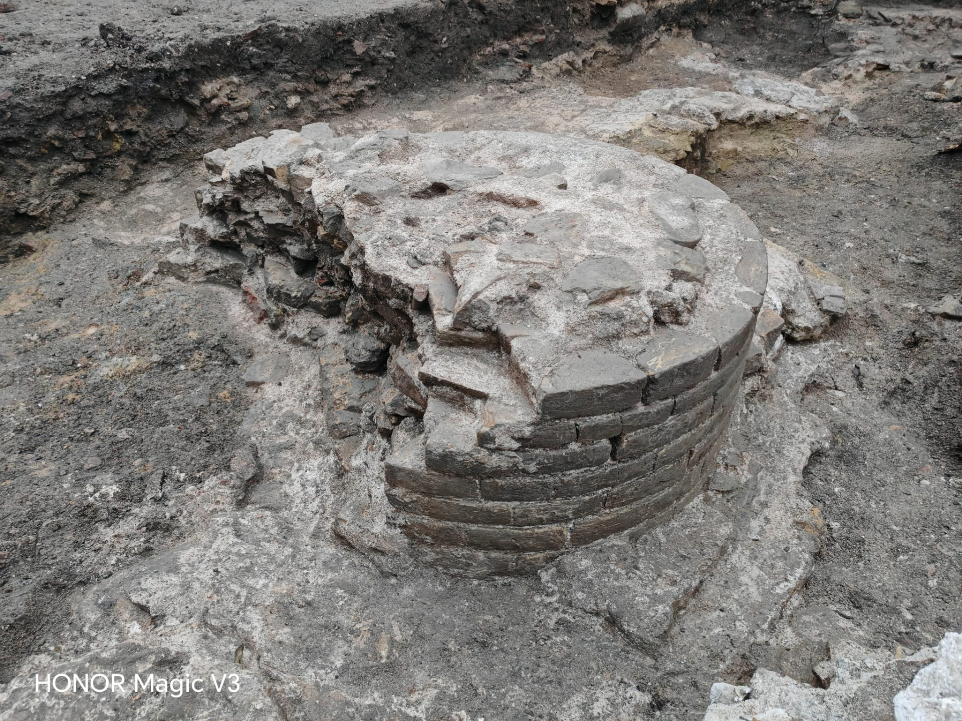 Resti Basilica Vitruviana