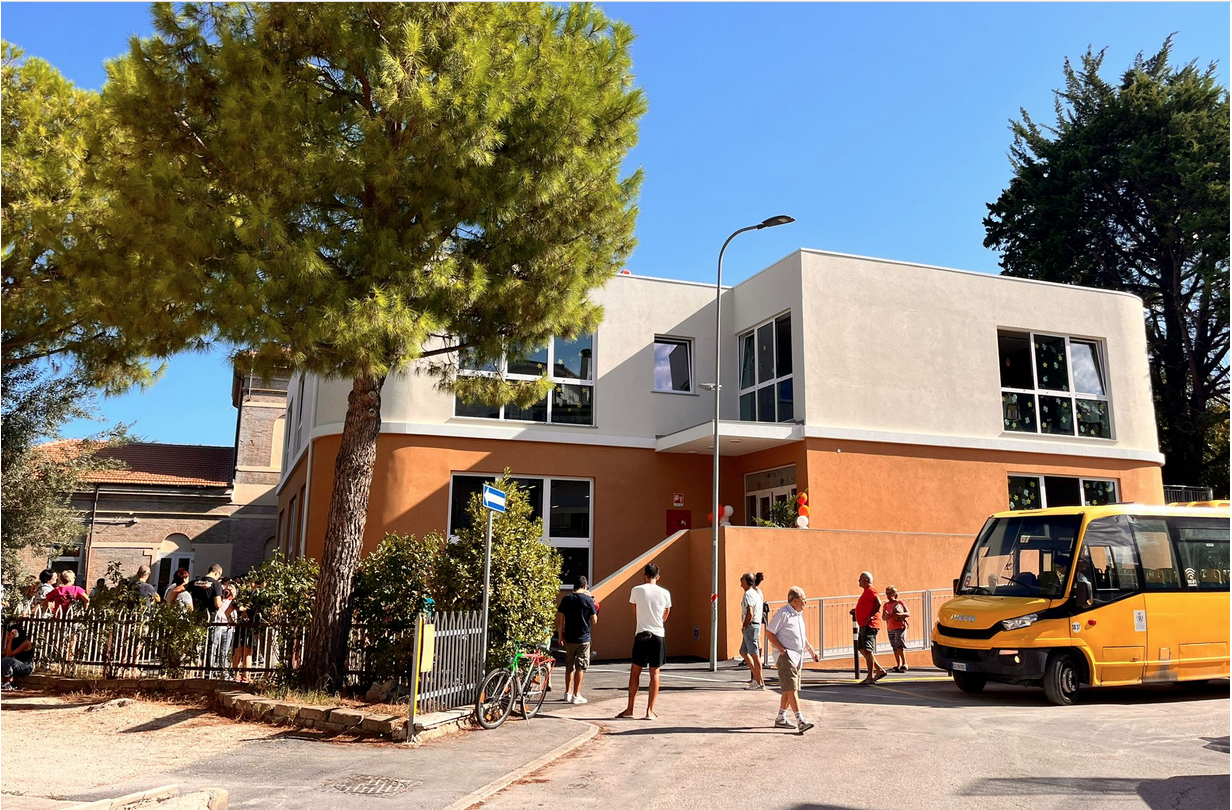 La scuola primaria Da Vinci di Castelferretti