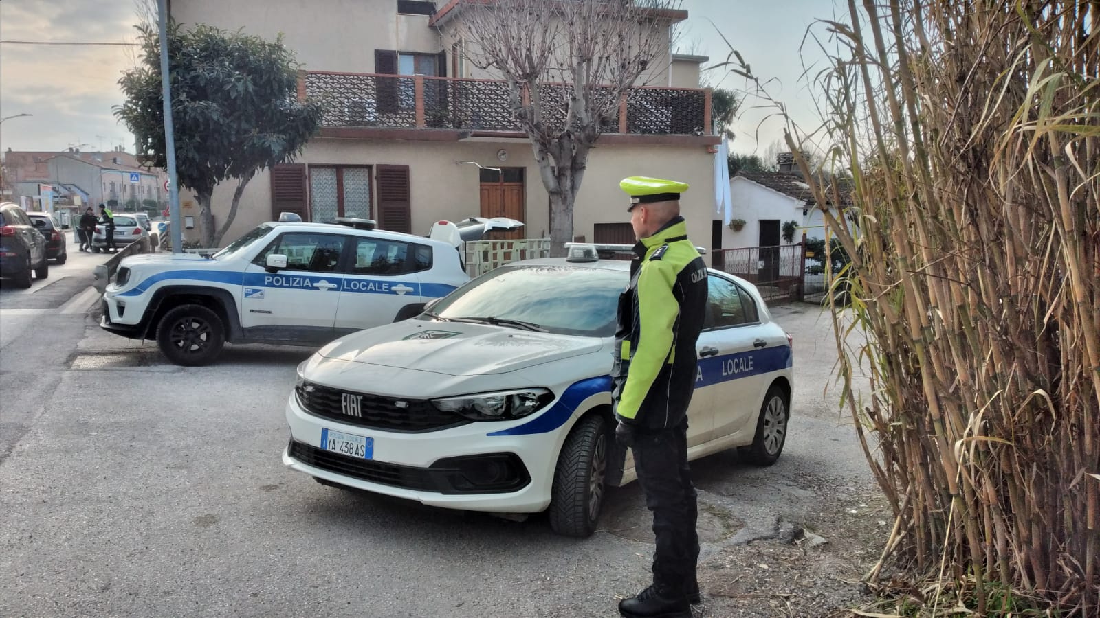 Controlli polizia locale a Castelferretti